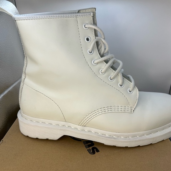 Dr. Martens 1460 Pascal Mono Smooth Leather Lace Up Boots- US:11M/12W, White, - Picture 6 of 16